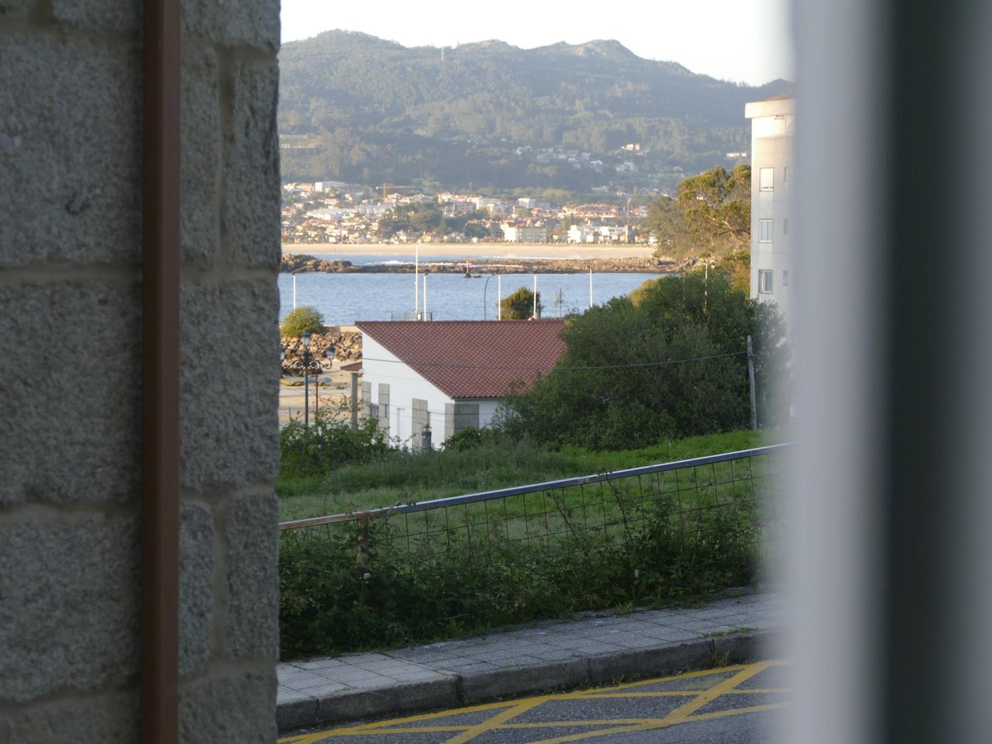 Appartamento Casa En Playa Santa Marta Y Ladeira Baiona Esterno foto